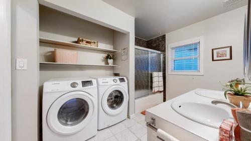 21-Laundry-1013-W-Mountain-Ave-Fort-Collins-CO-80521
