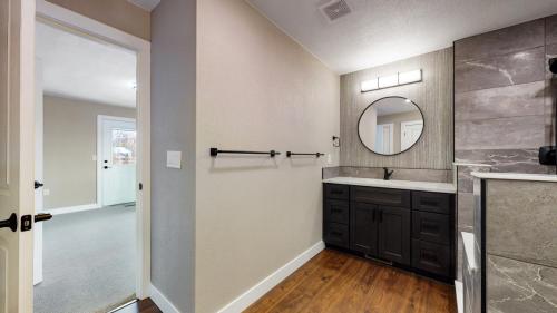 30-Bathroom-2-1024-Sunset-Ave-Fort-Collins-CO-80521