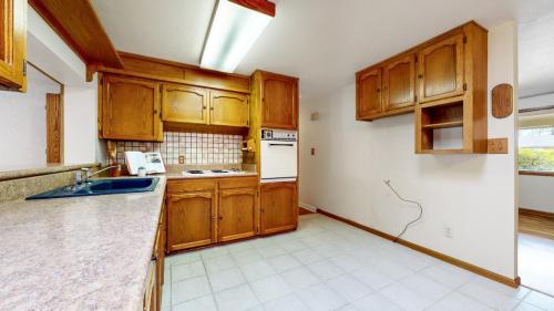 09-Kitchen-1036-Briarwood-Rd-Fort-Collins-CO-80521