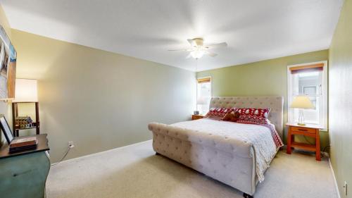16-Bedroom-1050-S-Monaco-Pkwy-44-Denver-CO-80224