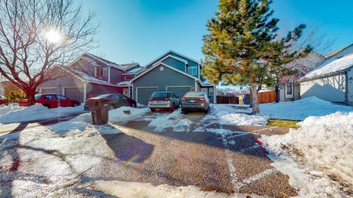 03-Front-yard-3-1067-Tierra-Ln-A6-Fort-Collins-CO-80521
