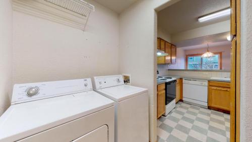 34-Laundry-room-1067-Tierra-Ln-B6-Fort-Collins-CO-80521