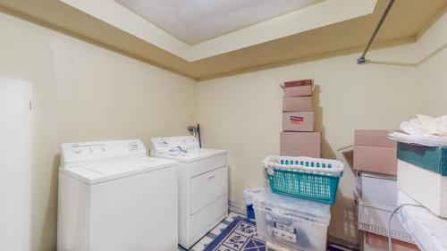 35-Laundry-room