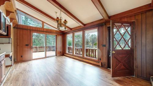 09-Dining-area-1120-Middle-Broadview-Rd-Estes-Park-CO-80517