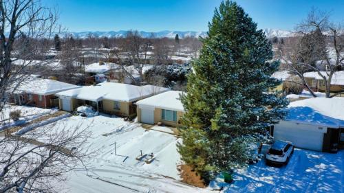 66-Front-yard-1135-S-Gray-St-Lakewood-CO-80232