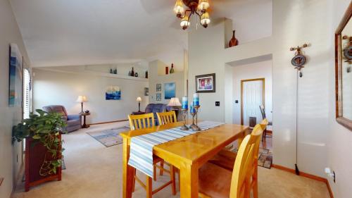 09-Dining-area-1142-52nd-Ave-Ct-Greeley-CO-80634