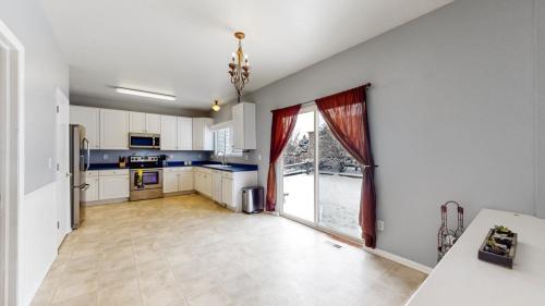 12-Kitchen-1231-101st-Ave-Ct-Greeley-CO-80634