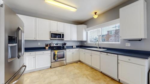 17-Kitchen-1231-101st-Ave-Ct-Greeley-CO-80634