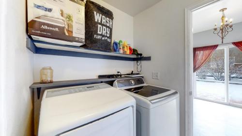 23-Laundry-1231-101st-Ave-Ct-Greeley-CO-80634