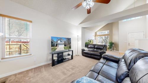 06-Living-area-12473-Abbey-St-Broomfield-CO-80020