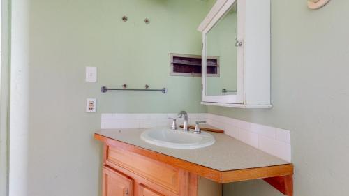 17-Bathroom-127-N-Grant-Ave-Fort-Collins-CO-80521
