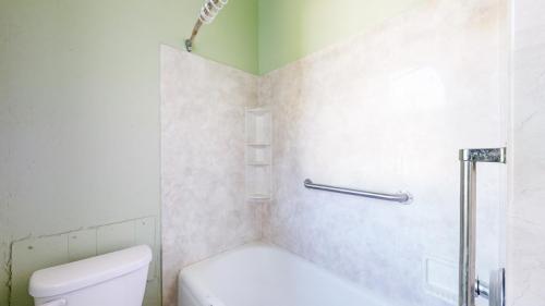 18-Bathroom-127-N-Grant-Ave-Fort-Collins-CO-80521
