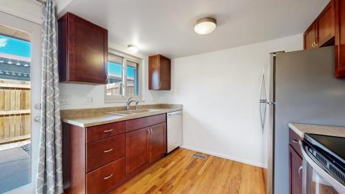 11-Kitchen-12901-W-20th-Ave-Golden-CO-80401
