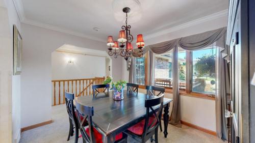 12-Dining-area-1424-16th-Ave-Longmont-CO-80501