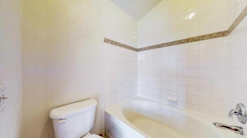 28-Bathroom-1-1426-Reeves-Dr-Fort-Collins-CO-80526