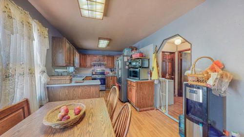 10-Dining-Area-14281-County-Rd-2-Brighton-CO-80603