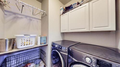 37-Laundry-room
