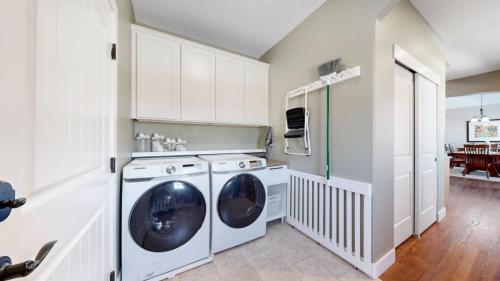 35-Laundry-153-W-6th-Pl-Byers-CO-80103-USA
