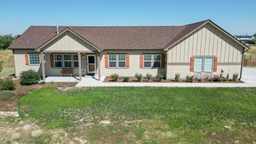 51-Front-yard-153-W-6th-Pl-Byers-CO-80103-USA