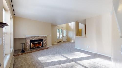 04-Living-area-1601-W-Swallow-Rd-9E-Fort-Collins-CO-80526