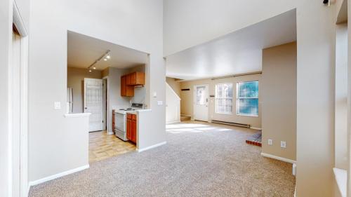 11-Dining-area-1601-W-Swallow-Rd-9E-Fort-Collins-CO-80526