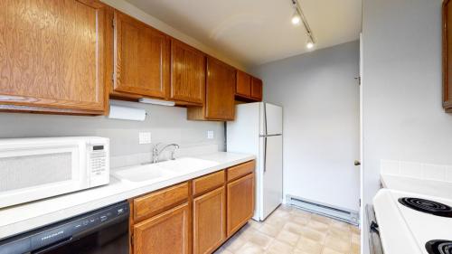 12-Kitchen-1601-W-Swallow-Rd-9E-Fort-Collins-CO-80526