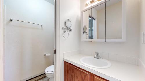 24-Bathroom-1601-W-Swallow-Rd-9E-Fort-Collins-CO-80526