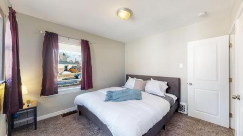12-Bedroom-1621-Trenton-St-Denver-CO-80220