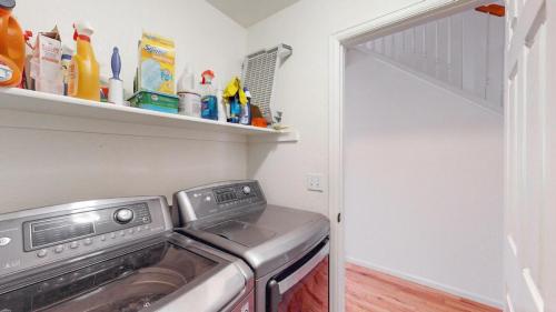 34-Laundry-room