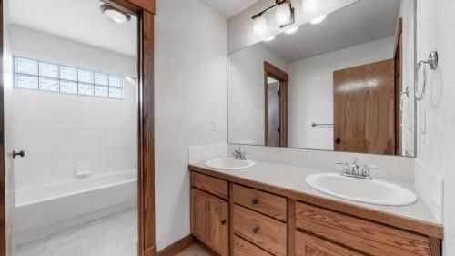 28-Bathroom-1708-Rolling-Gate-Rd-Fort-Collins-CO-80526