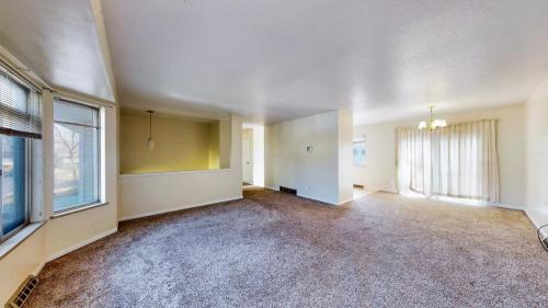 05-Living-room-1802-26th-Avenue-Pl-Greeley-CO-80634