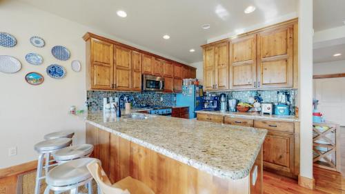 12-Kitchen-1912-W-90th-Ave-Greeley-CO-80634