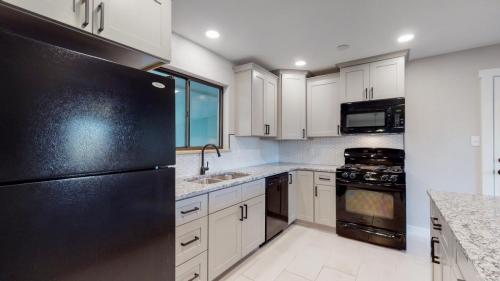 11-Kitchen-1918-26th-St-Greeley-CO-80631