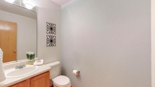11-Bathroom-2012-Skye-Ct-Fort-Collins-CO-80528