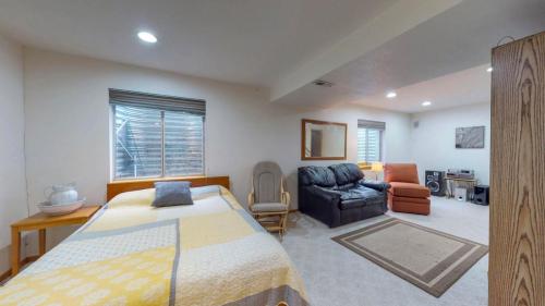23-Family-room-2012-Skye-Ct-Fort-Collins-CO-80528
