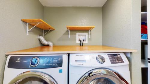 35-Laundry-2044-27th-Ave-Greeley-CO-80634