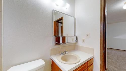 21-Bathroom-2045-S-Custer-Ave-Loveland-CO-80537