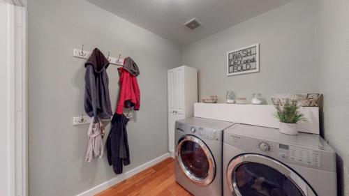 45-Laundry-room