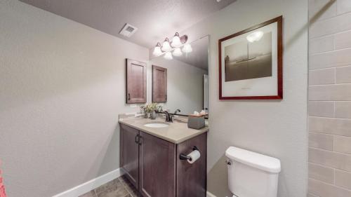 29-Bathroom-2076-Villa-Creek-Cir-Colorado-Springs-CO-80921