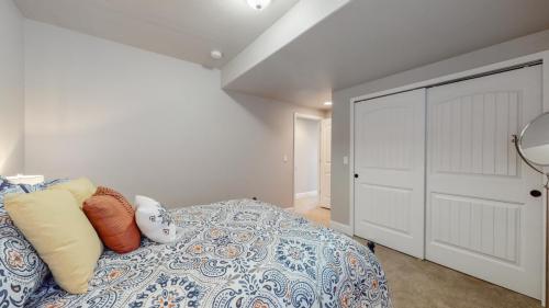 45-Bedroom-2076-Villa-Creek-Cir-Colorado-Springs-CO-80921