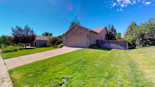 53-Front-yard-2112-Wheat-Berry-Ct-Erie-CO-80516