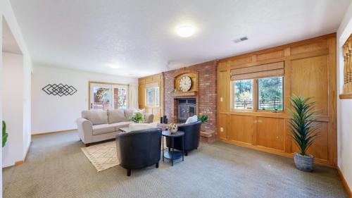 09-Living-area-2217-Brixton-Rd-Fort-Collins-CO-80526