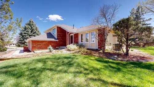 39-Frontyard-2217-Brixton-Rd-Fort-Collins-CO-80526