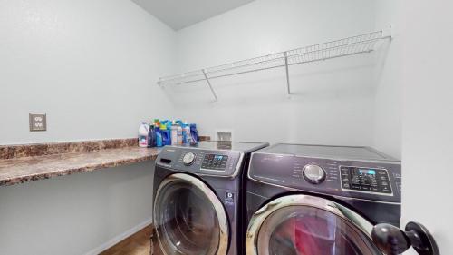 30-Laundry-2266-76th-Ave-Ct-Greeley-CO-80634