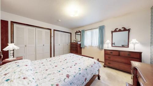 13-Bedroom-2411-W-Lake-St-Fort-Collins-CO-80521