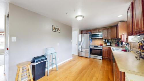 10-Kitchen-2504-7th-St-Greeley-CO-80631