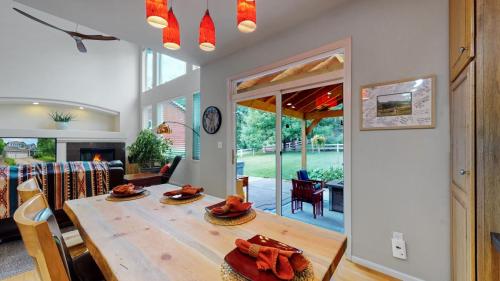 10-Dining-area-2609-Chase-Dr-Fort-Collins-CO-80525