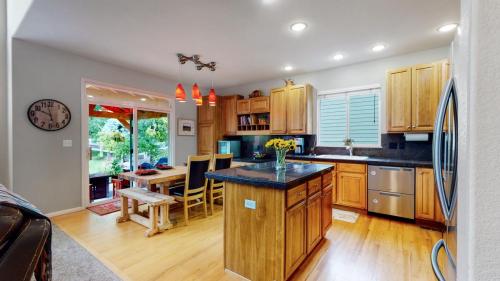 13-Kitchen-2609-Chase-Dr-Fort-Collins-CO-80525