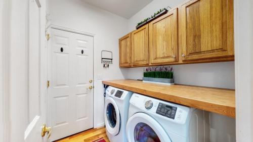 22-Laundry-2609-Chase-Dr-Fort-Collins-CO-80525