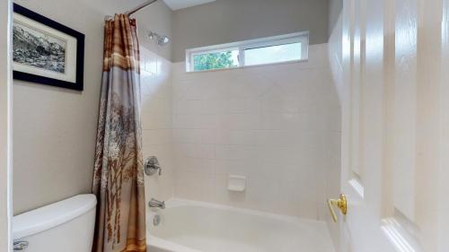 30-Bathroom-2609-Chase-Dr-Fort-Collins-CO-80525